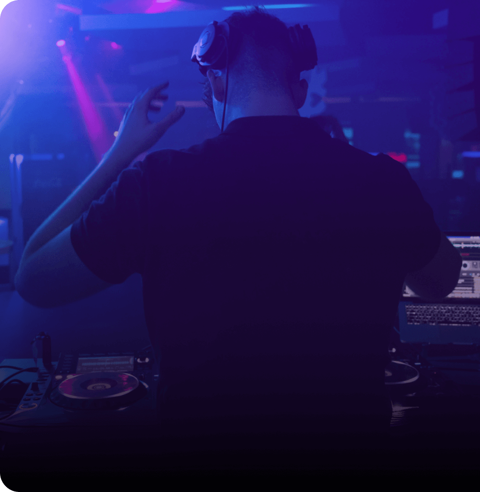 DJ